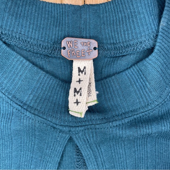 We the Free Key Hole Tank Top by Free People - Picture 3 of 5